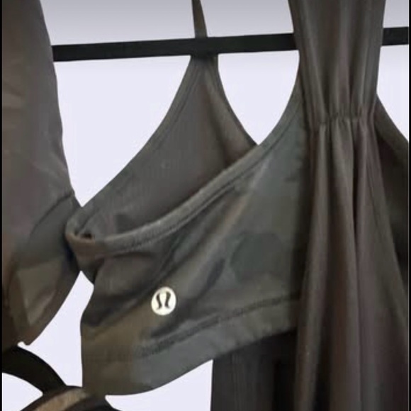 Lululemon bundle size 6 - Picture 5 of 7